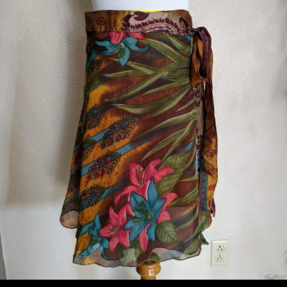 NWOT Boutique Reversible 2-Layer Wrap Skirt Farm Rio style